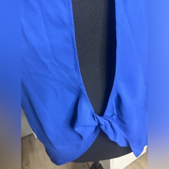 Women’s Chiffon Blouse Lot Size Medium Express, BCX, XXI - Picture 8 of 13